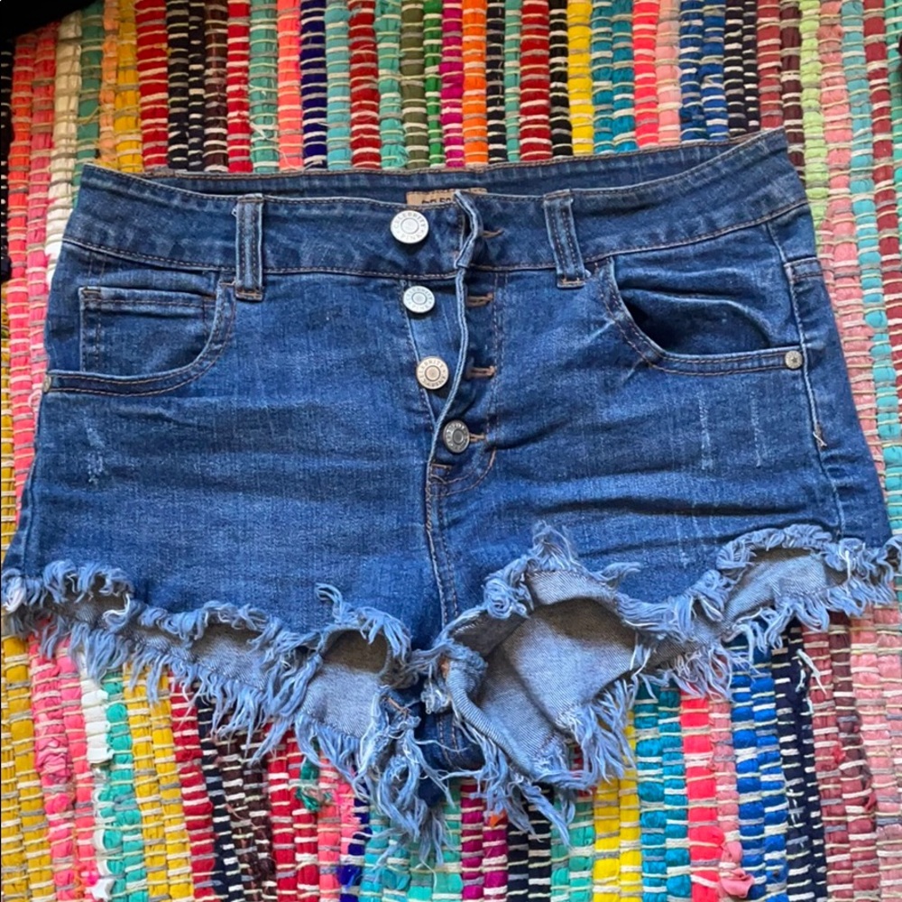 High wasted jeans
